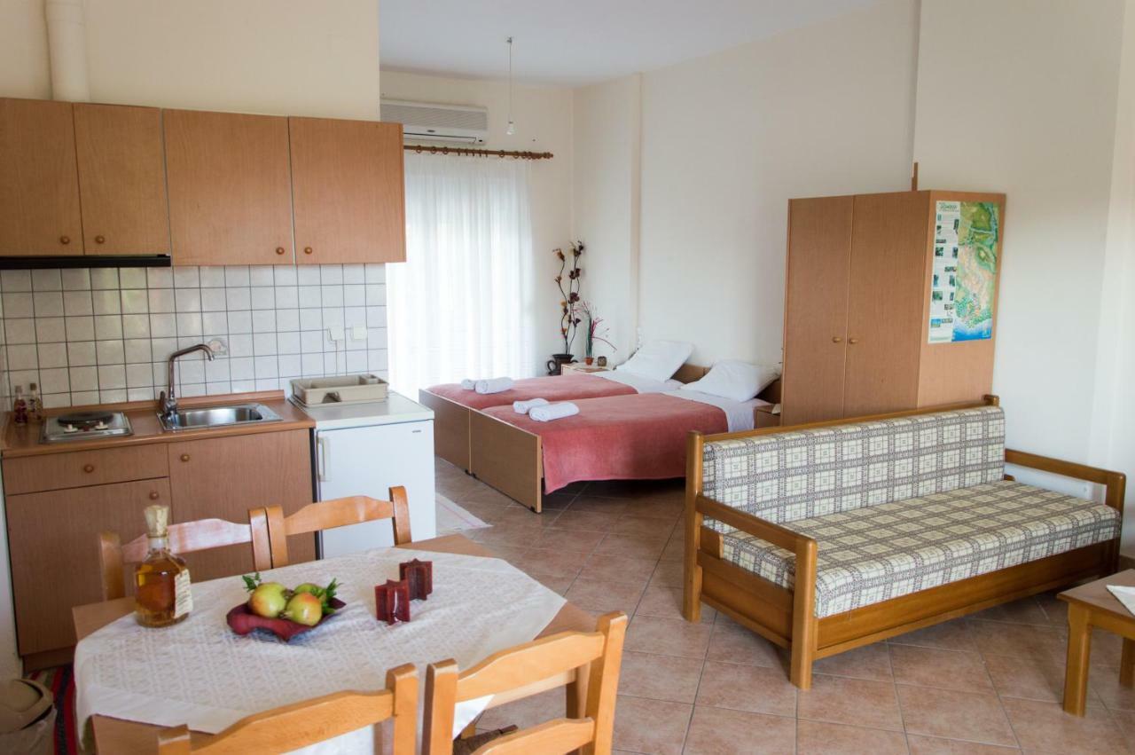 Dimitriou Rooms Gliki Bagian luar foto