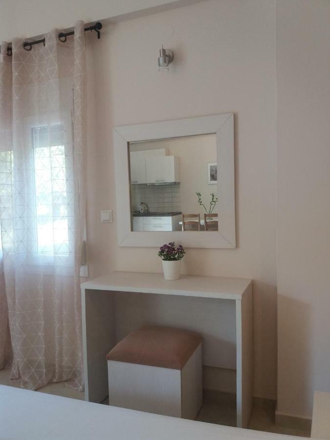Dimitriou Rooms Gliki Bagian luar foto