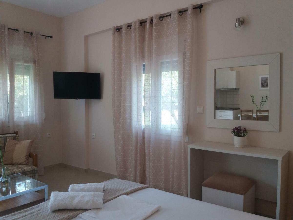Dimitriou Rooms Gliki Bagian luar foto