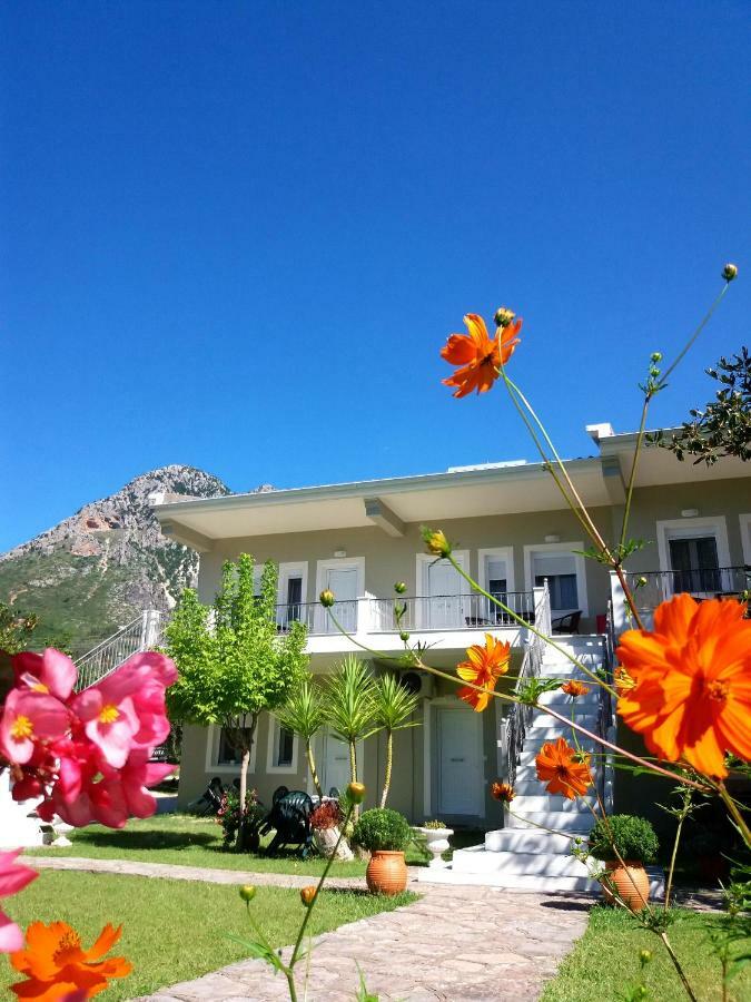 Dimitriou Rooms Gliki Bagian luar foto